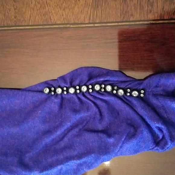 Bluish/purplish tights with Crystal's at the lower part. Small size - Picture 3 of 4